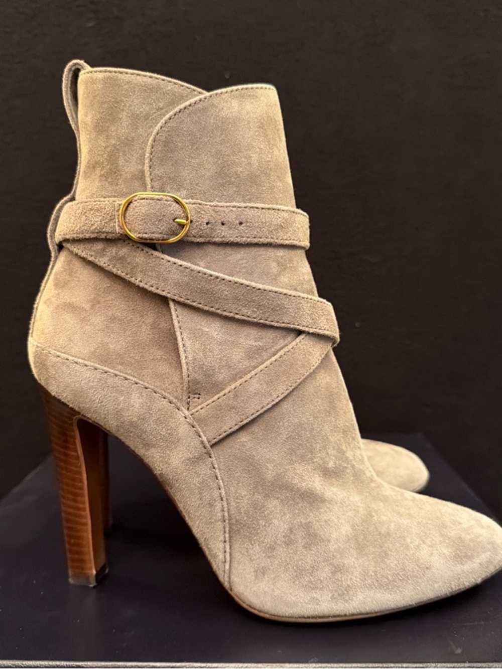 Ralph Lauren Purple Label Kourtney Gray Suede Buckle‎ Strap Ankle Boots Size 38